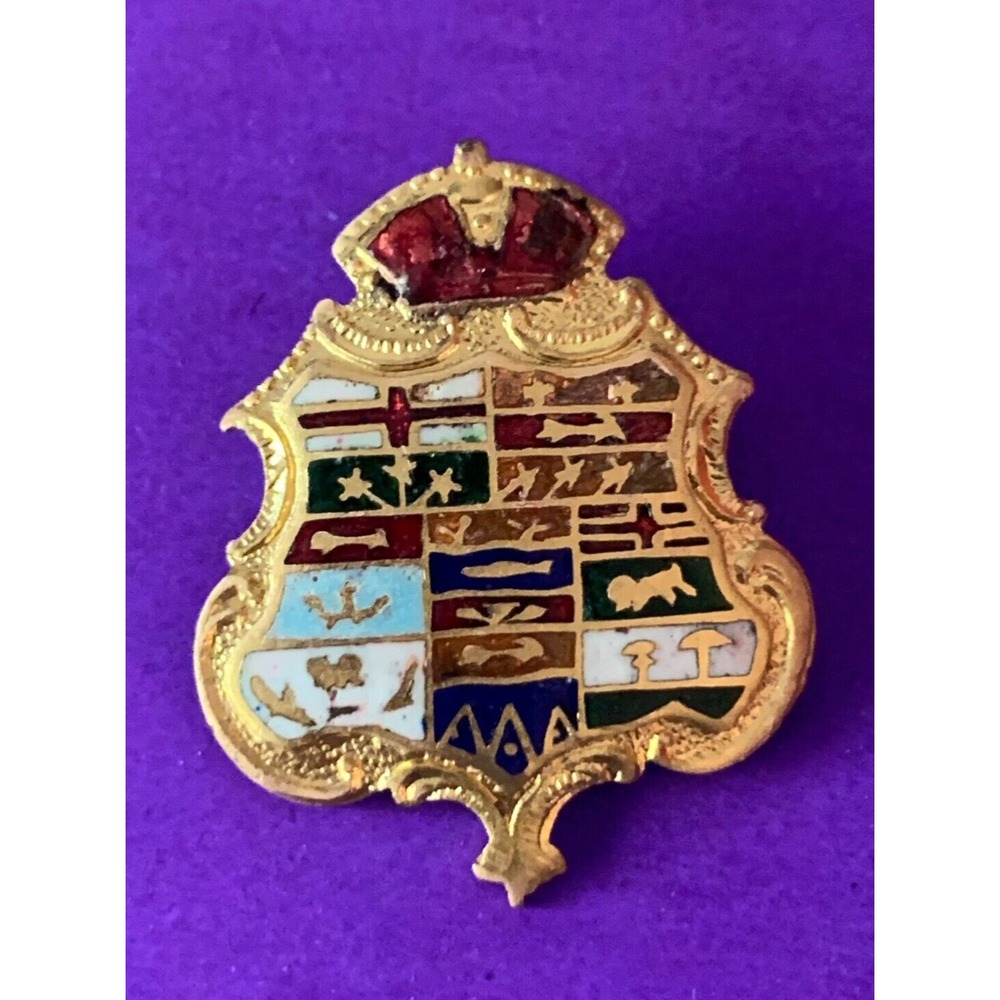 Antique Canadian Brooch Shield Coat of Arms Canada Crest Maple Leaves